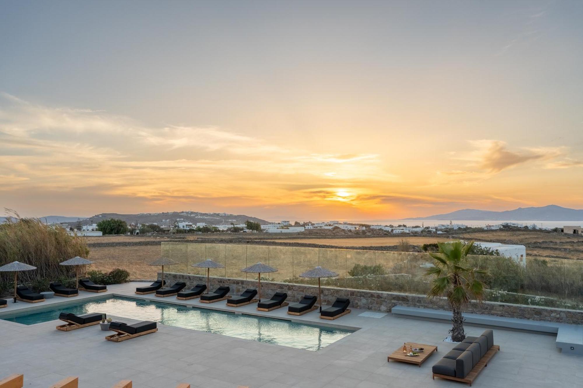 Regency Sunset Suites Mykonos Town ภายนอก รูปภาพ